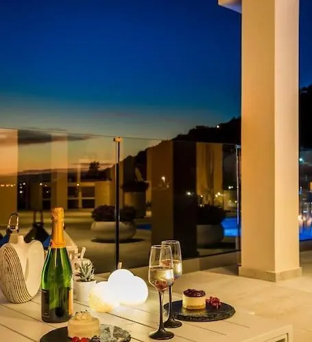 Вилла Casa Laura - Sky Lounge Свороната