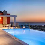 Casa Laura - Sky Lounge Villa Zvoronáta