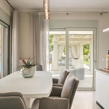 Casa Laura - Sky Lounge Zvoronáta